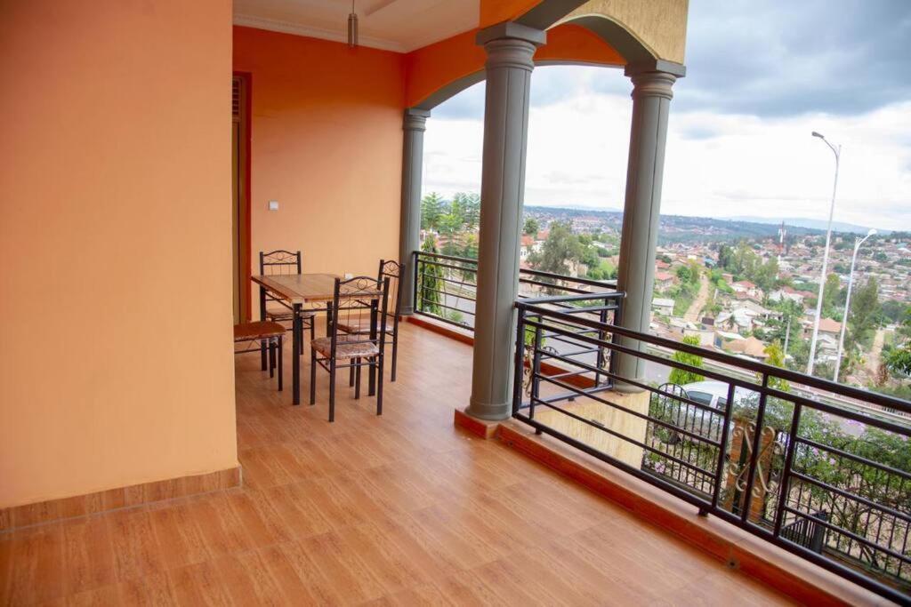 Kigali Beauty Hill View Apartment ภายนอก รูปภาพ