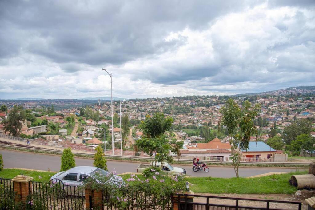 Kigali Beauty Hill View Apartment ภายนอก รูปภาพ